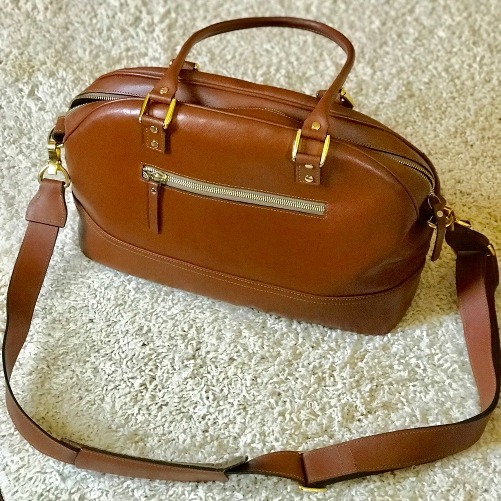 Chelsea Ona DSLR camera bag